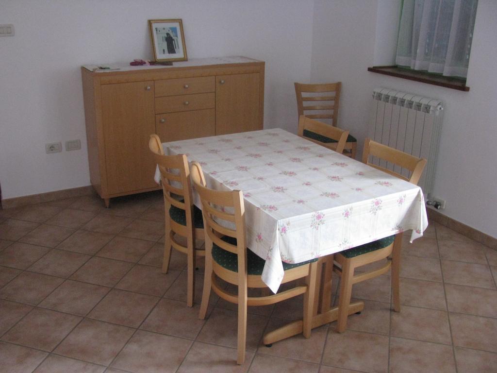 Tourist Farm Petelin-Durcik Villa Pliskovica Rum bild